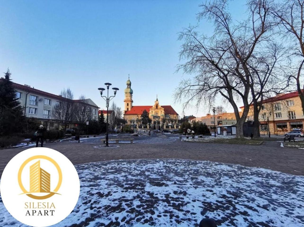 Apartament Granatowy Тичи Екстериор снимка