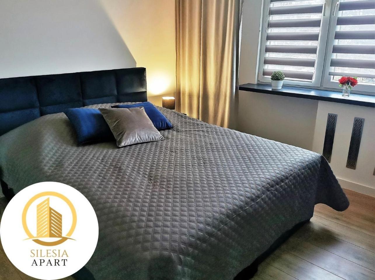 Apartament Granatowy Тичи Екстериор снимка